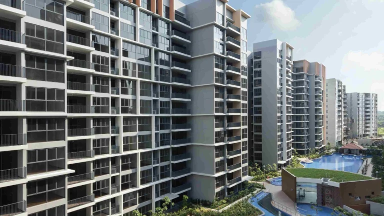 Twin Fountains Executive Condominiums at Woodland Avenue 6